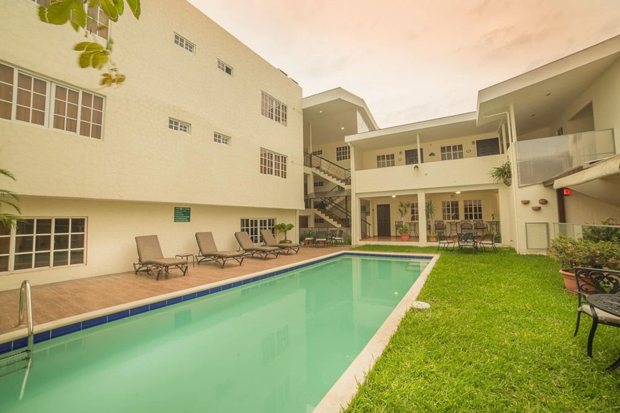 Hotel Marela San Salvador Eksteriør bilde